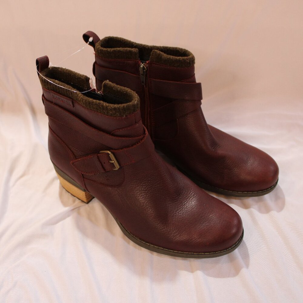 Merrell Shiloh II Burgundy Leather Ankle Boots Women’s NWOB Size 11